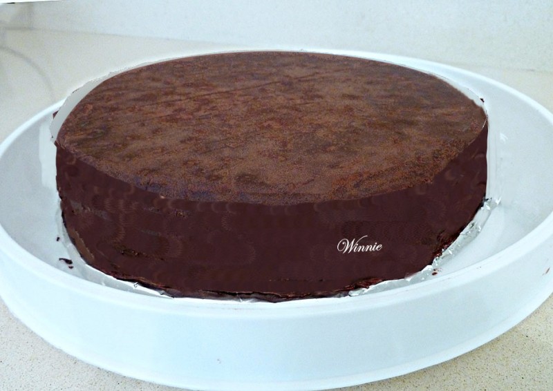 No-bake Chocolate-Cookies Cake