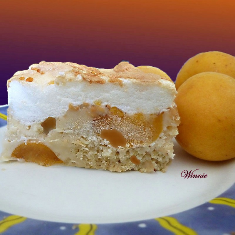 Apricot Meringue Cake