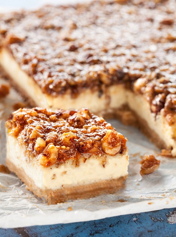 Caramel Hazelnut & Pecan Cheesecake