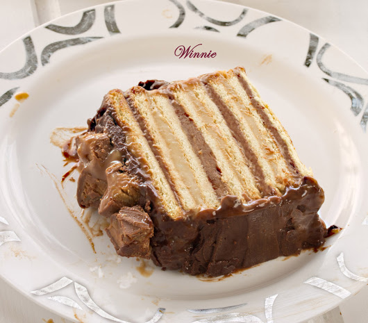 Snickers Cake - Something Sweet - Winnie's blog