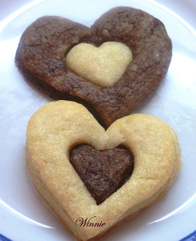 Two-Color Shortbread Cookies
