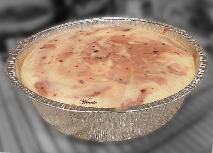 עוגת גבינה אפוייה עם דובדבנים-ט