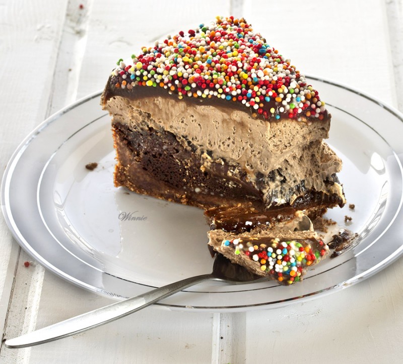 Chocolate Cake with Cookie-crust and layer of Mousse