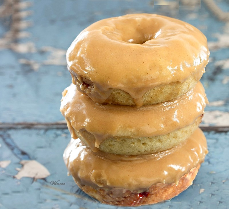 Peanut-Butter & Jelly Donuts