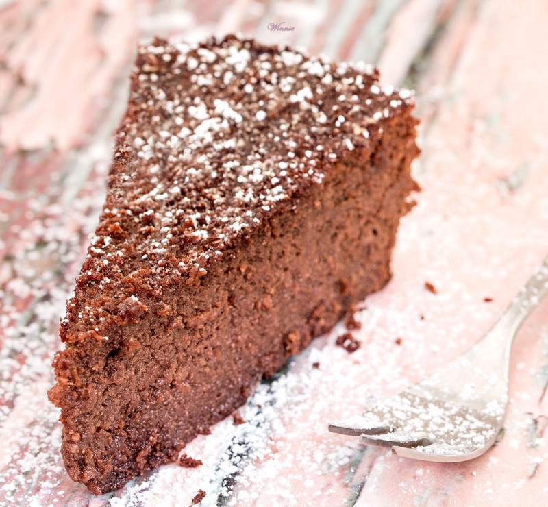 Flourless Beetroot Chocolate Cake - Gluten Free 